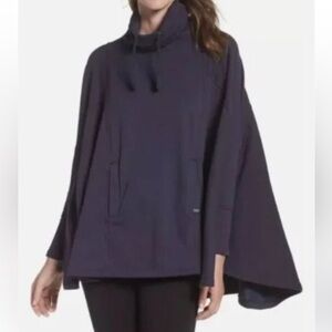 UGG Women's Dark Navy Poncho Sweatshirt M/L